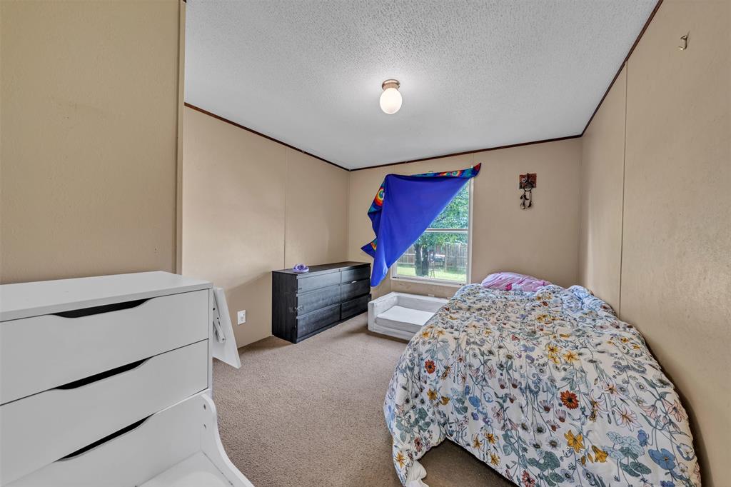 1909 Coral Road Pelican Bay, TX 76020 - Photo 21 of 40