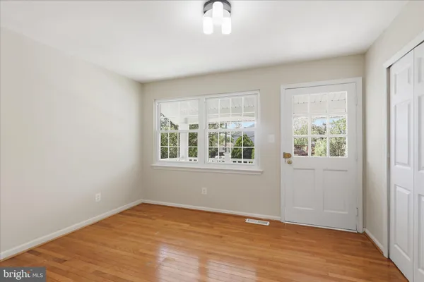 $619,000 | 7233 Beverly Park Drive, Springfield, VA 22150