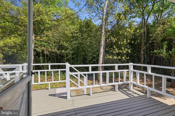 $619,000 | 7233 Beverly Park Drive, Springfield, VA 22150