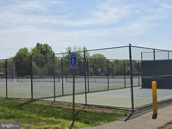 $619,000 | 7233 Beverly Park Drive, Springfield, VA 22150