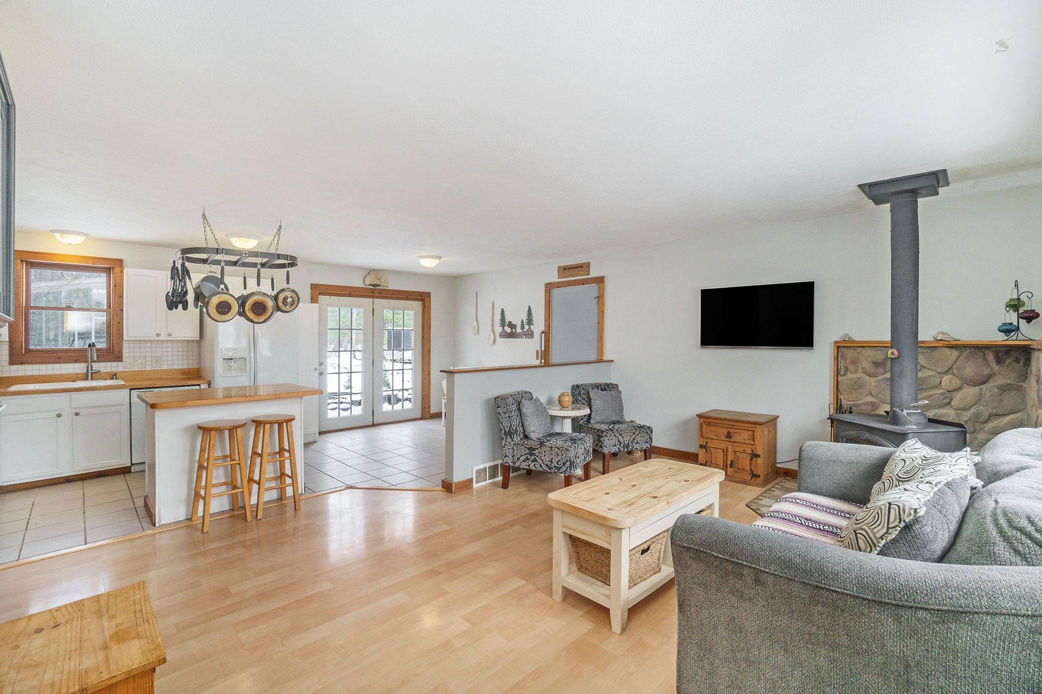 5756 Karlin Road Interlochen, MI 49643 - Photo 3 of 25 1897515-2.JPG