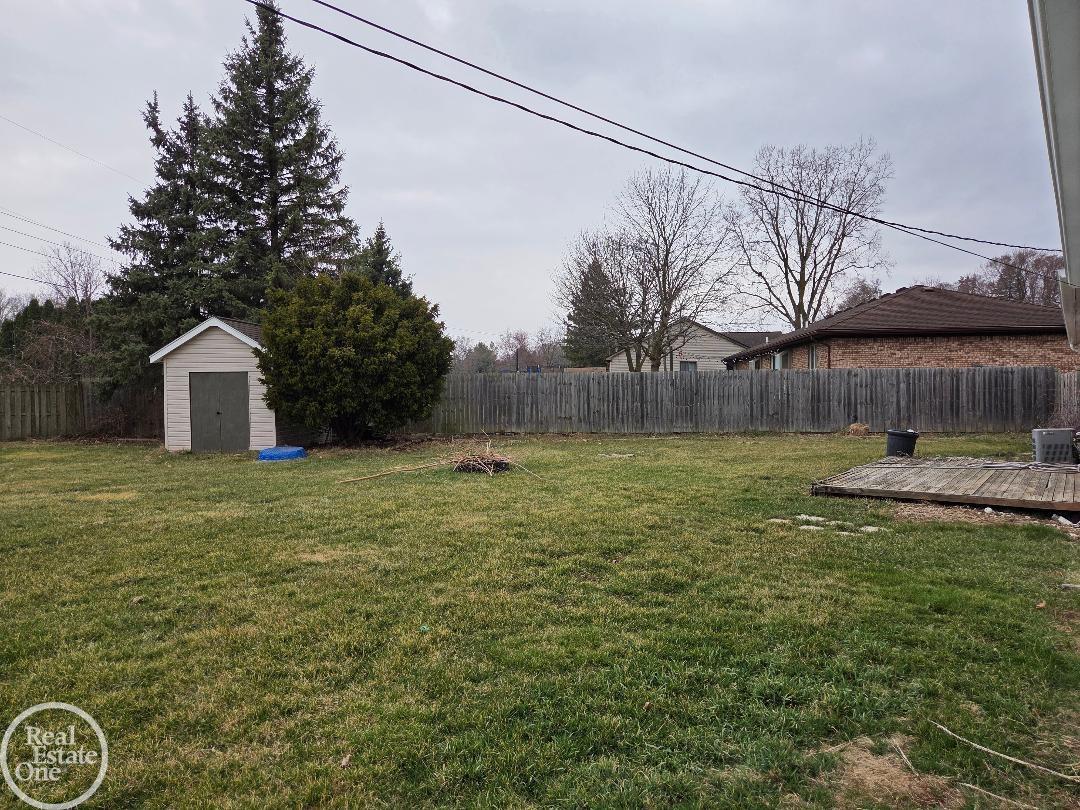 25172 22 Mile Road New Baltimore, MI 48051 - Photo 8 of 25 50169903-b797466d-b5eb-412d-a177-c777b693e0c0.JPG