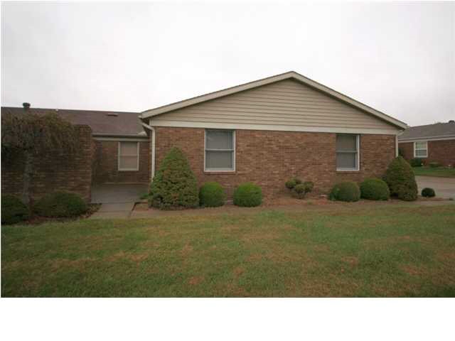 574 Reyling Drive, Unit 4 Jasper, IN 47546 - Photo 1 of 1 Gallery Image 1