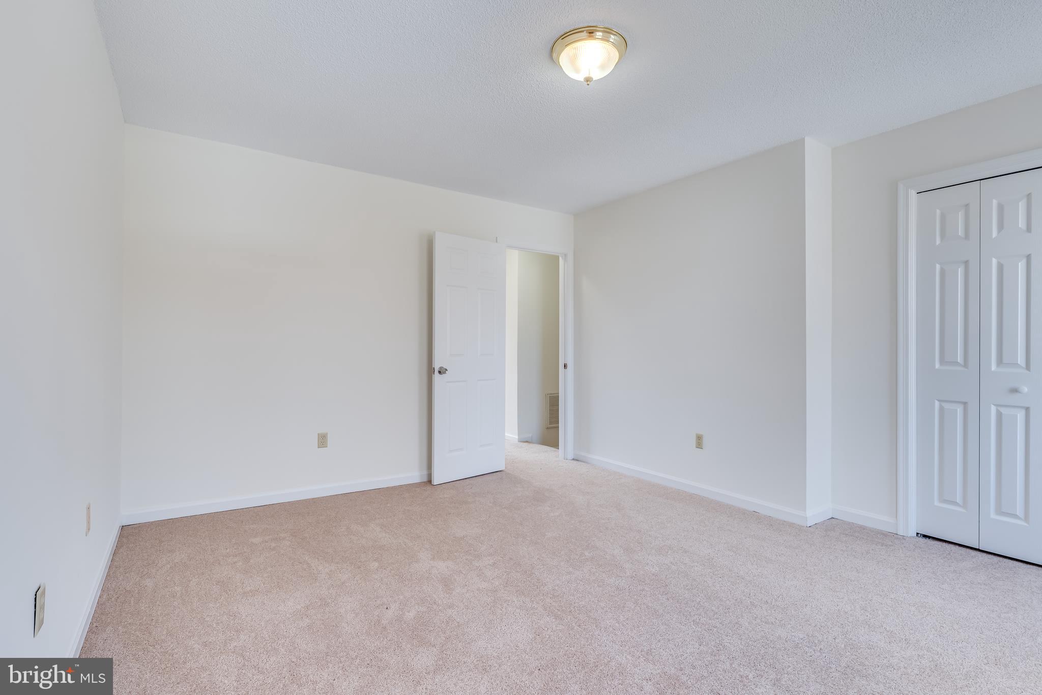 201 Greenhill Court Ranson, WV 25438 - Photo 24 of 33