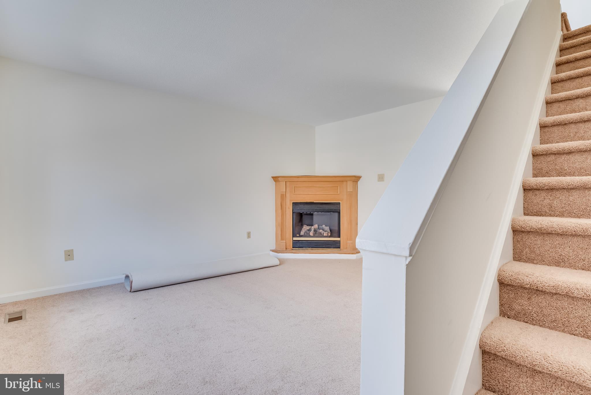 201 Greenhill Court Ranson, WV 25438 - Photo 6 of 33