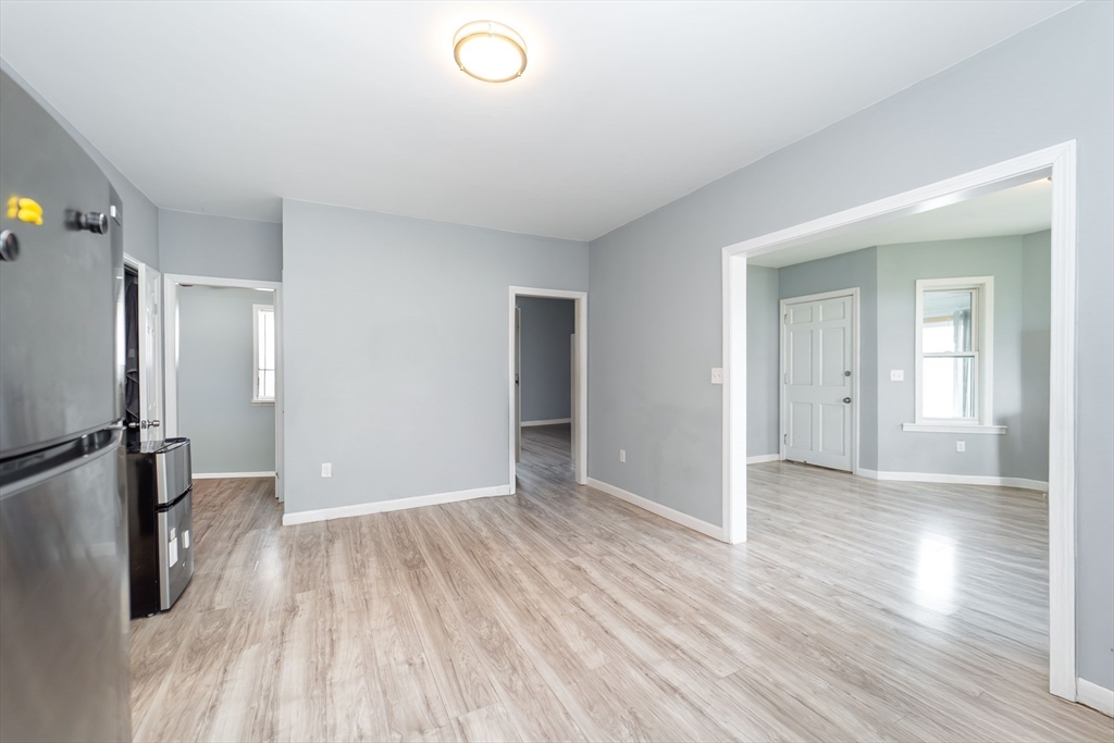 301 America Street Fall River, MA 02721 - Photo 8 of 39