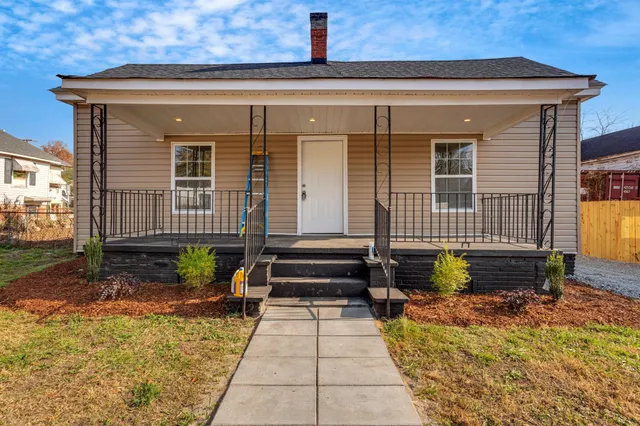 $164,900 | 77 Veterans Lane, Whitmire, SC 29178