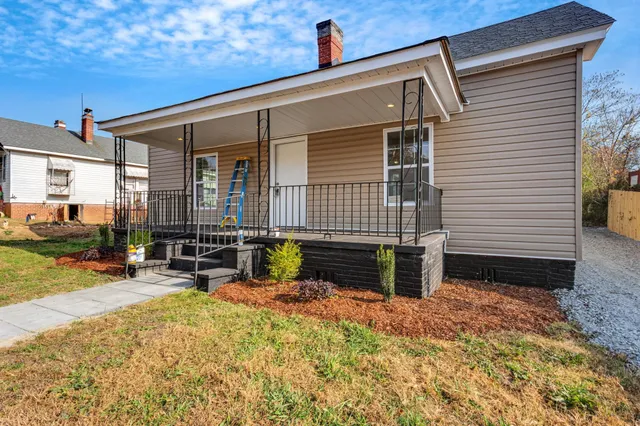 $164,900 | 77 Veterans Lane, Whitmire, SC 29178