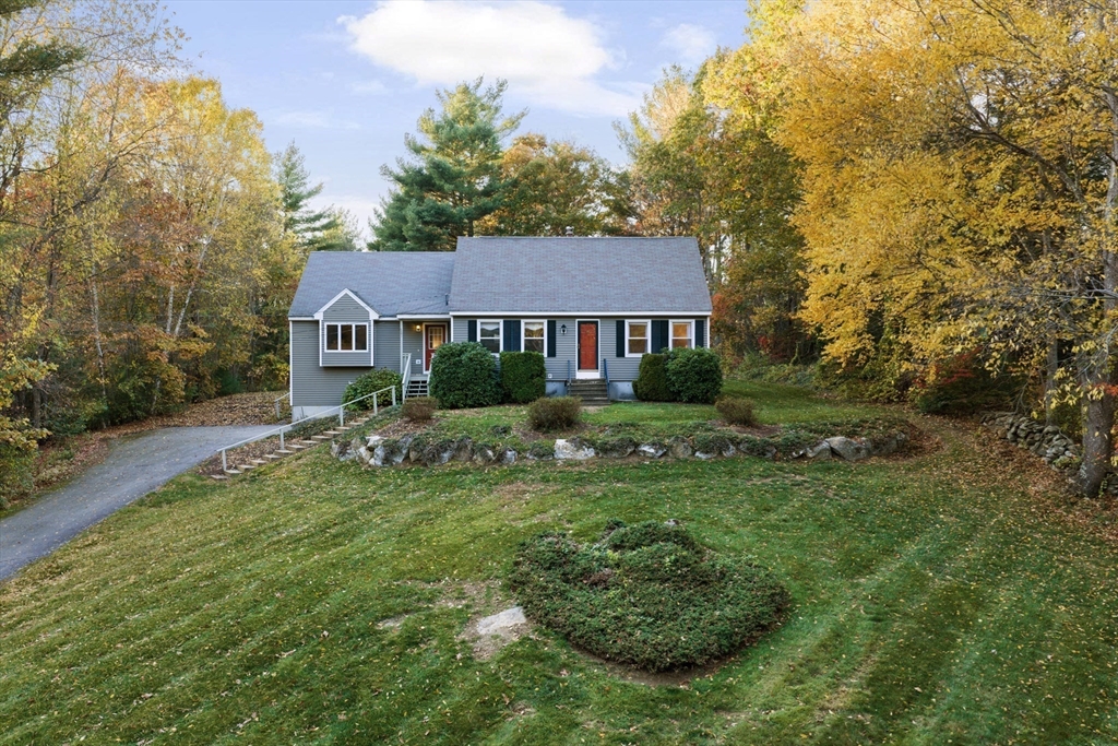 42 Breakneck Road Sturbridge, MA 01566 - Photo 26 of 35 a view of a yard in front of house
