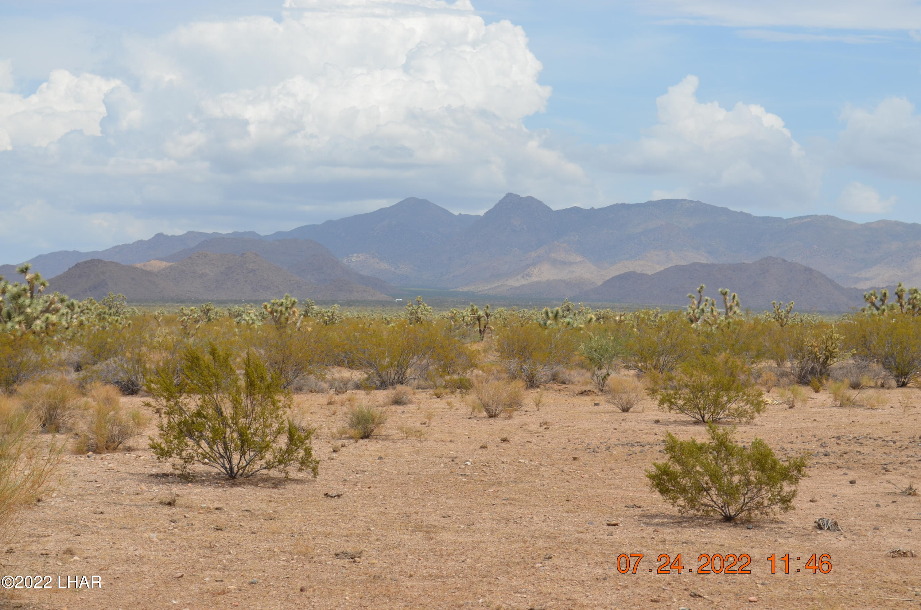2075 South Cheyenne Road Yucca, AZ 86438 - Photo 21 of 26 Another View