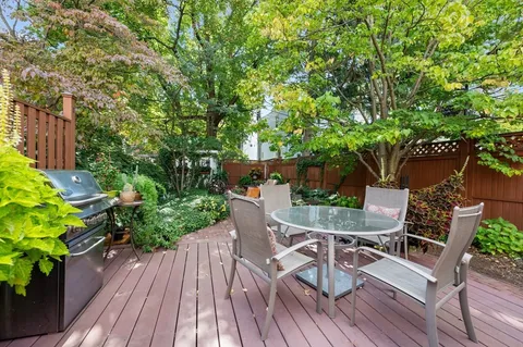 $2,199,000 | 583 East Broadway, Boston, MA 02127