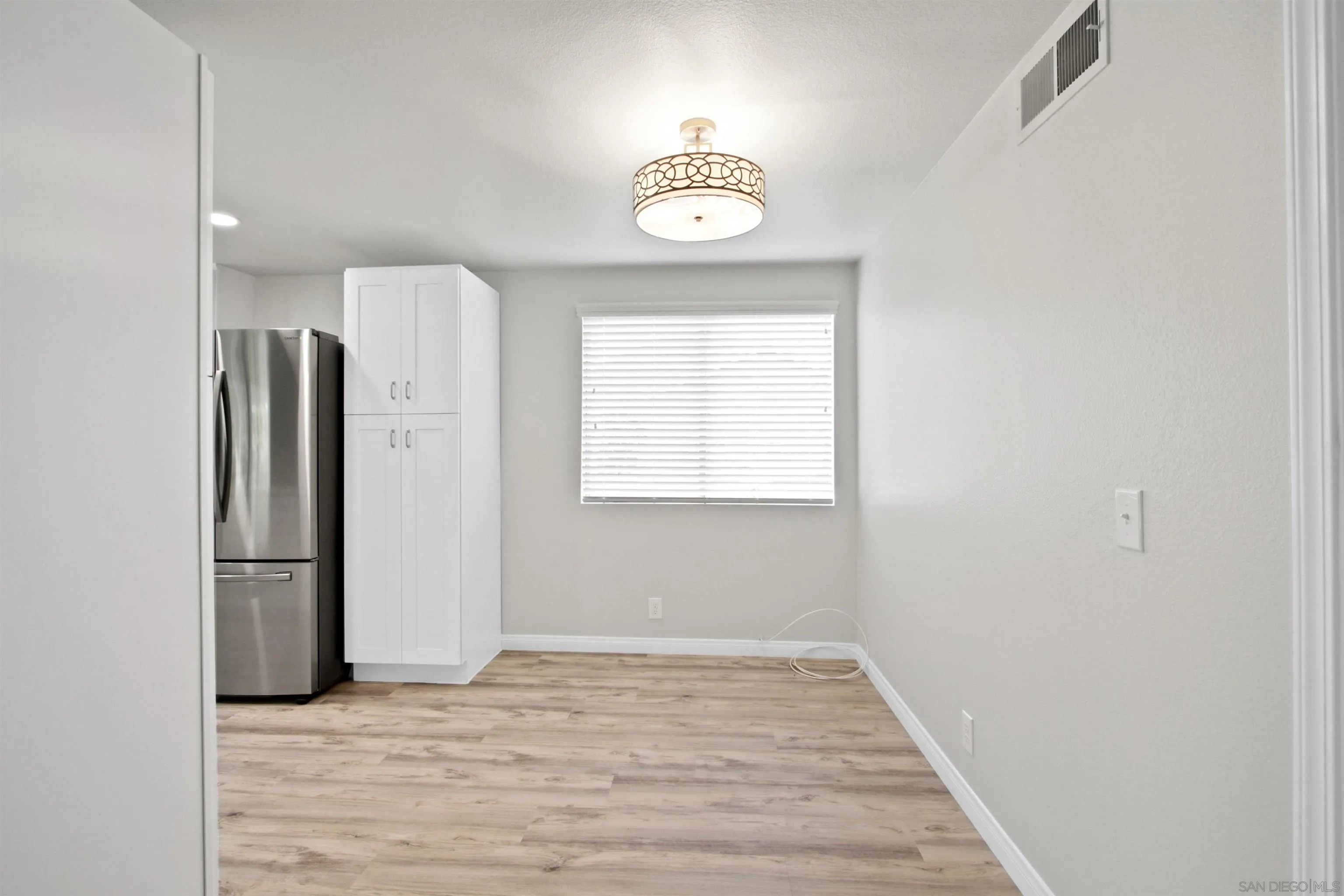 148 North Roth Lane Orange, CA 92869 - Photo 12 of 24 Dining Area