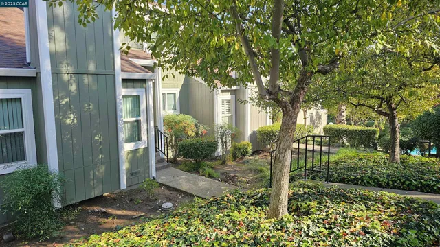 a view of a outdoor space