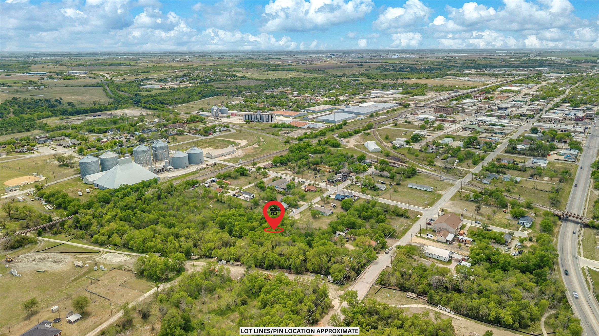 Tbd 2nd Street Taylor, TX 76574 - Photo 5 of 8 a view of a city