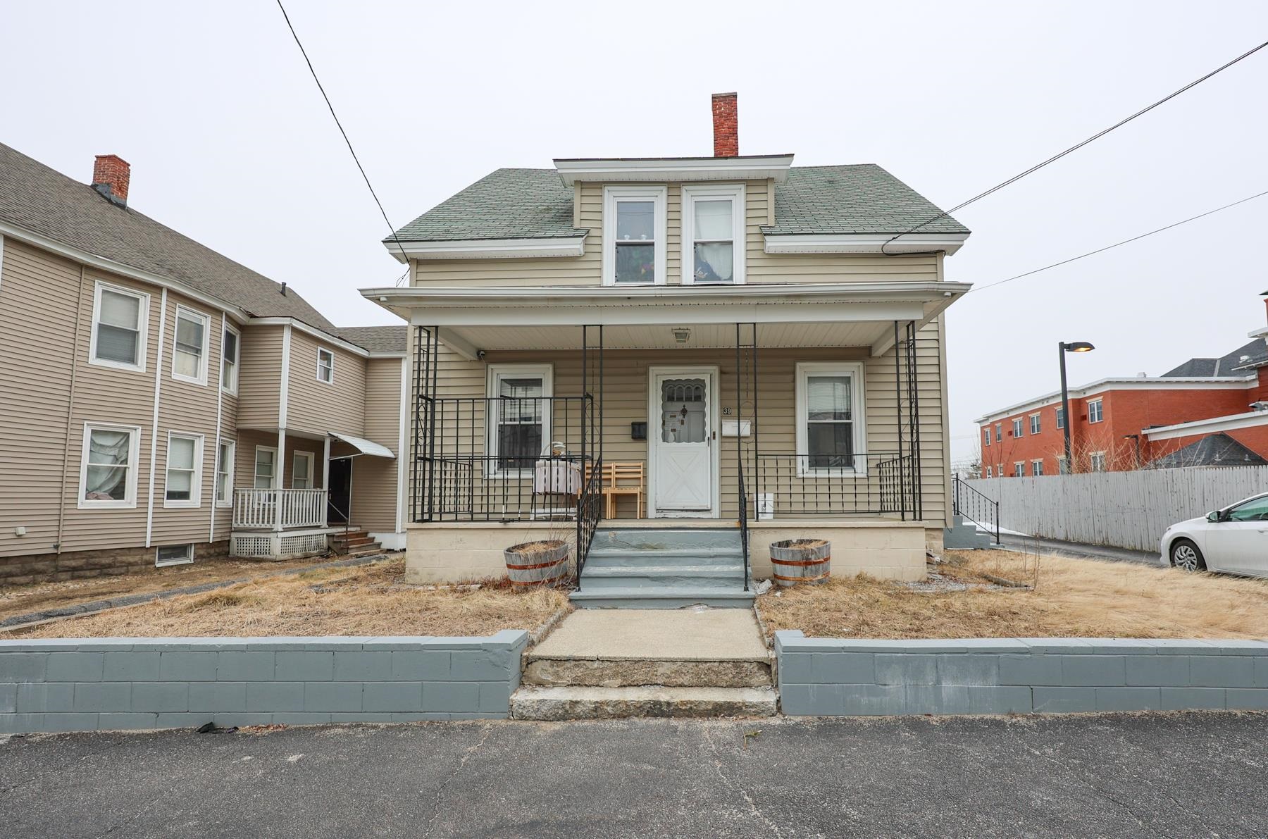 39 Joliette Street Manchester, NH 03102 - Photo 1 of 25 Gallery Image 1