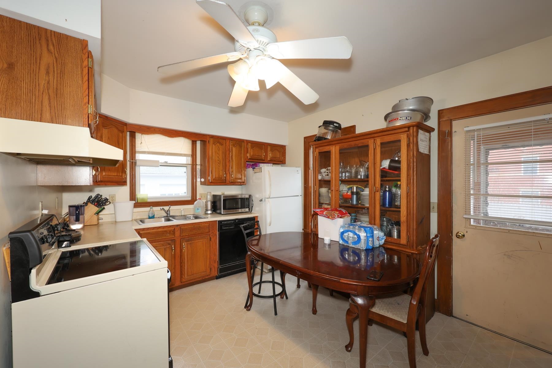 39 Joliette Street Manchester, NH 03102 - Photo 11 of 25 Gallery Image 11
