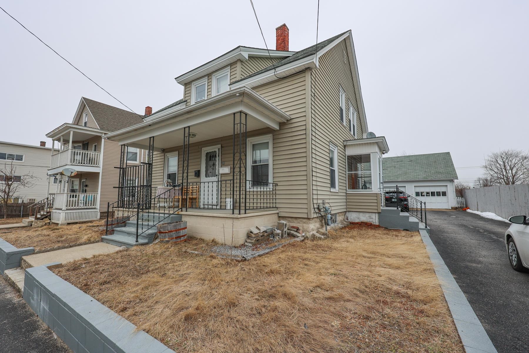 39 Joliette Street Manchester, NH 03102 - Photo 2 of 25 Gallery Image 2