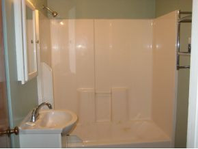 206 Blue Ridge Drive Bristol, TN 37620 - Photo 6 of 15 REMODELED UPDATED BATH