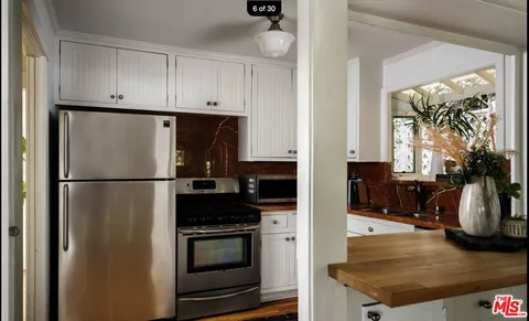 $4,225,000 | 308 1/2 Windward Avenue, Venice, CA 90291