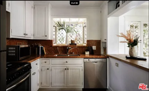 $4,225,000 | 308 1/2 Windward Avenue, Venice, CA 90291