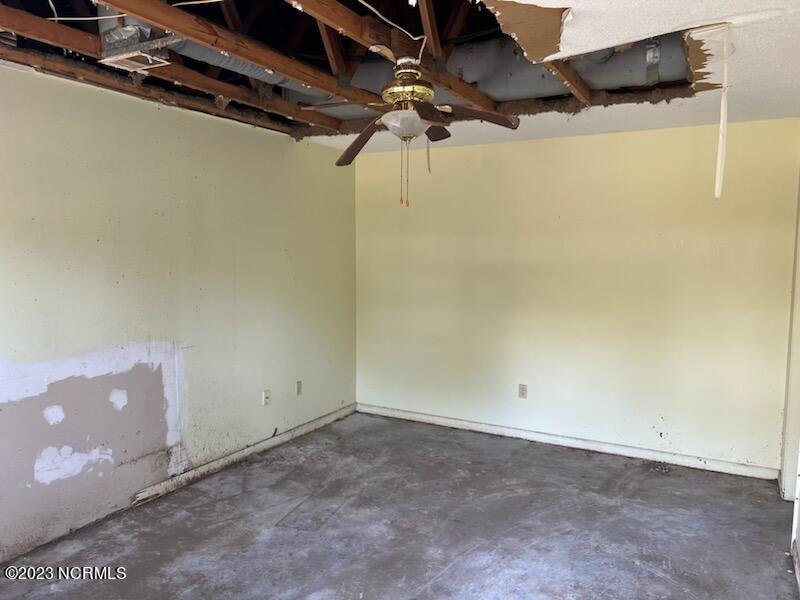 538 Cathay Road Wilmington, NC 28412 - Photo 5 of 12 Living Room