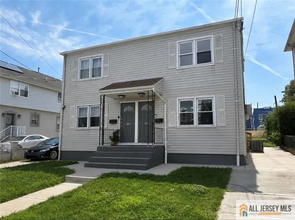 $3,000 | 329 Leon Avenue, Perth Amboy, NJ 08861