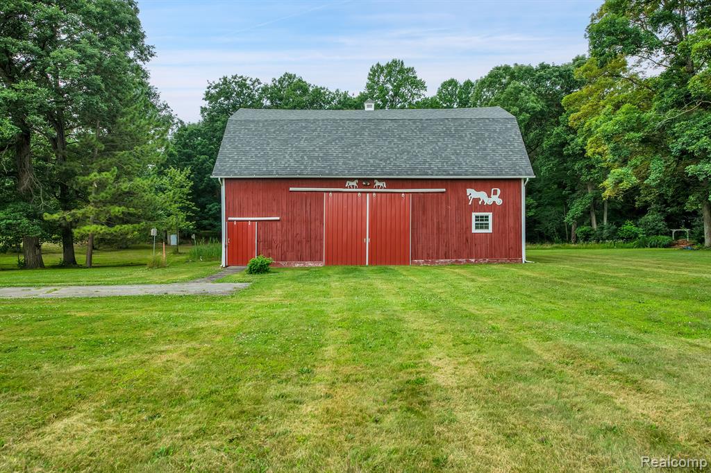 26400 Romine Road New Boston, MI 48164 - Photo 39 of 42 Gallery Image 39