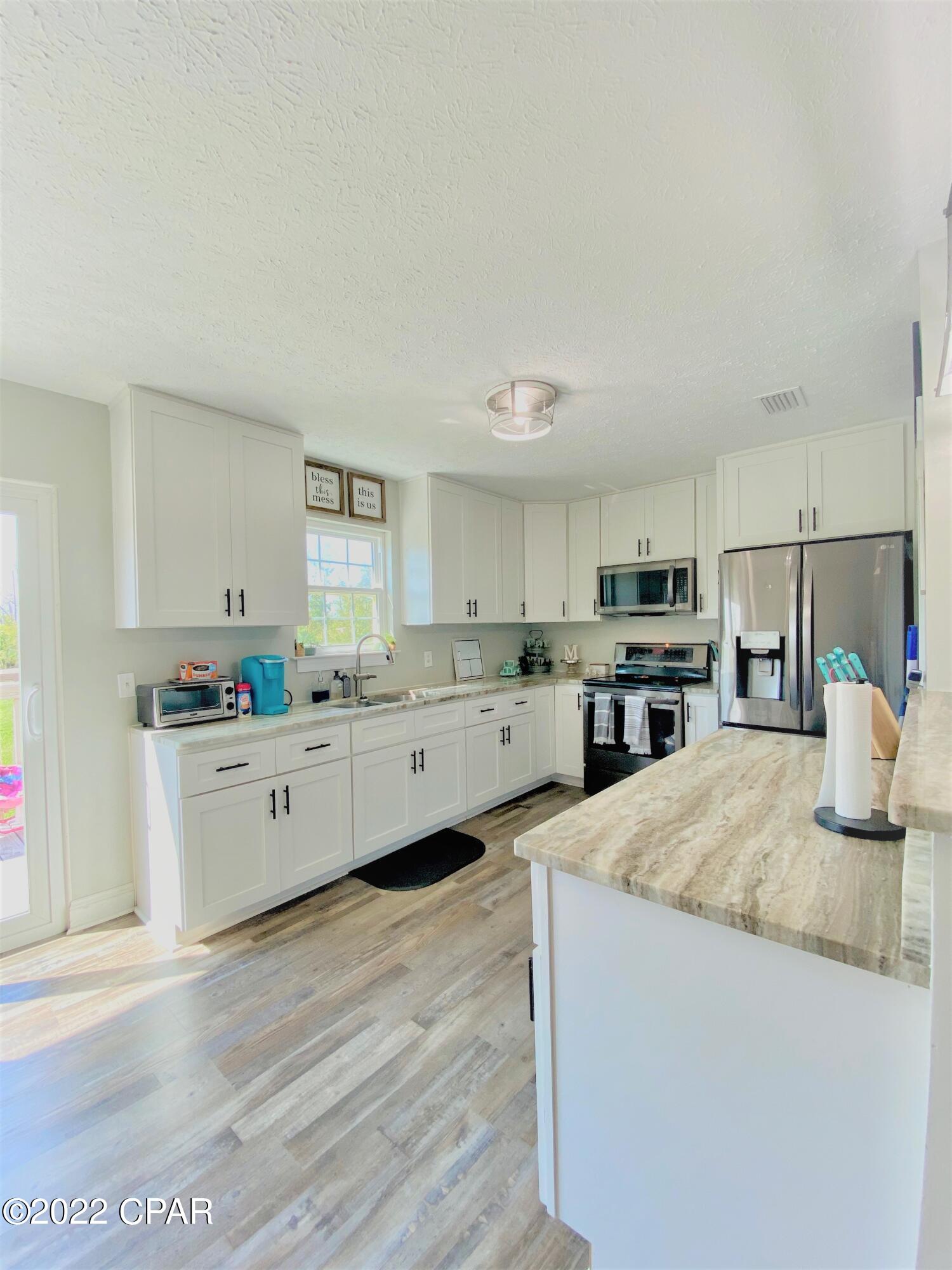 7301 Bay Crest Road Panama City, FL 32409 - Photo 4 of 15 Gallery Image 4