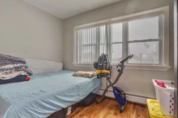 $2,300 | 264 Columbia Avenue, Unit 2, Jersey City, NJ 07307