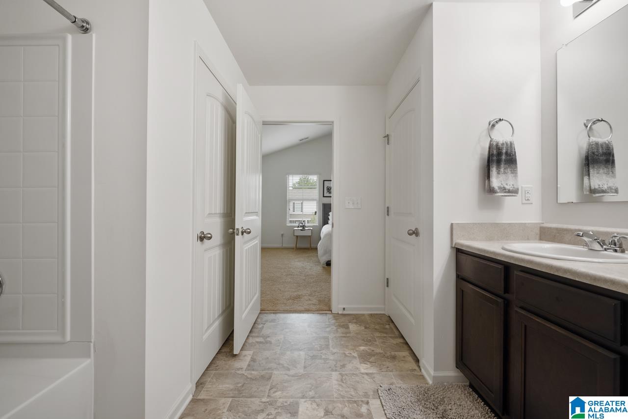 775 Michelle Manor Calera, AL 35040 - Photo 33 of 42