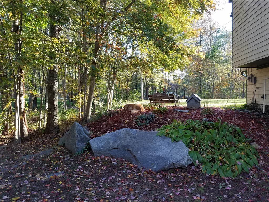419 Read School House Road Coventry, RI 02816 - Photo 5 of 40