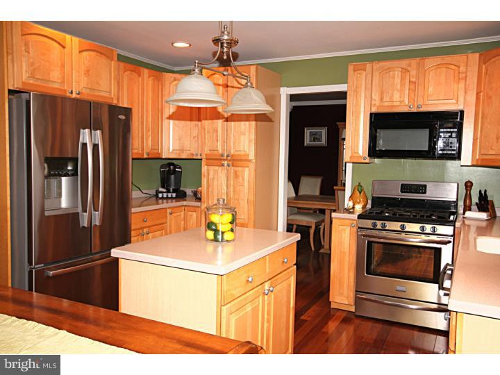 504 Valmore Road Fairless Hills, PA 19030 - Photo 7 of 25 Gallery Image 7