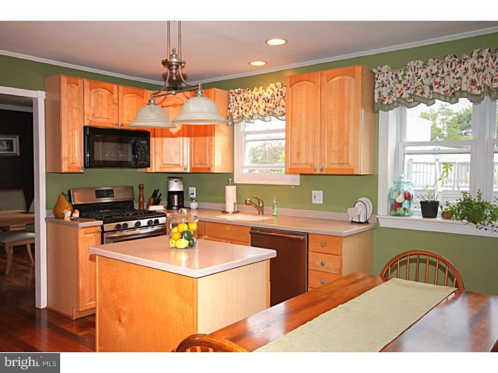 504 Valmore Road Fairless Hills, PA 19030 - Photo 9 of 25 Gallery Image 9