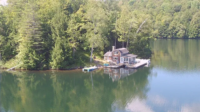 $650,000 | 195 Meadow Lane, Woodbury, VT 05681