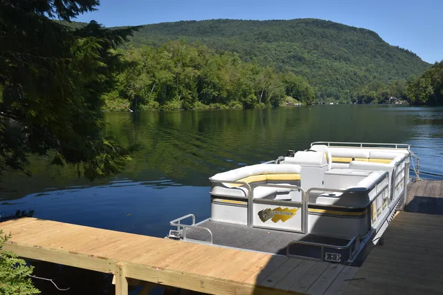 $650,000 | 195 Meadow Lane, Woodbury, VT 05681