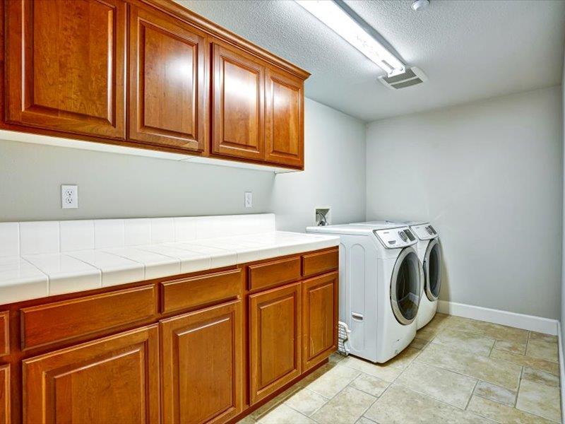 6130 Yardley Lane San Ramon, CA 94582 - Photo 29 of 46 a utility room with dryer and washer
