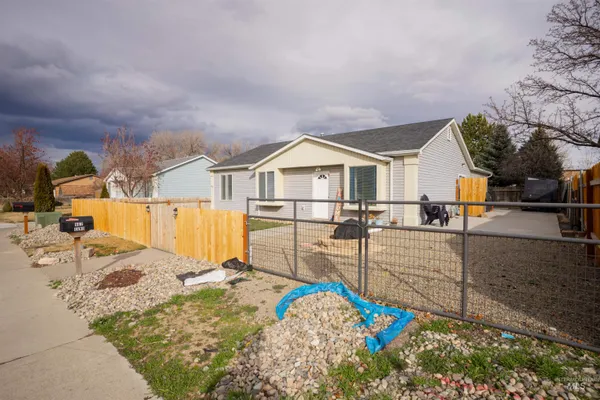 $320,000 | 962 Sparks Street North, Twin Falls, ID 83301