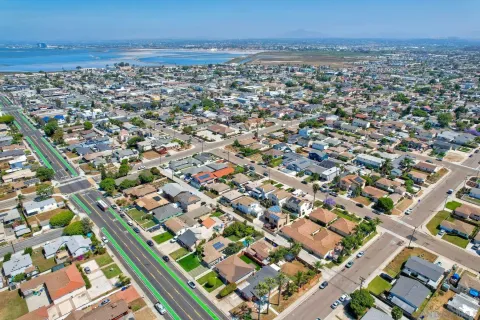 $899,000 | 961 9th Street, Imperial Beach, CA 91932