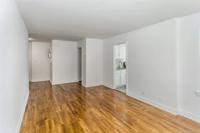 $2,250 | 33-26 82nd Street, Unit 1D | Jackson Heights