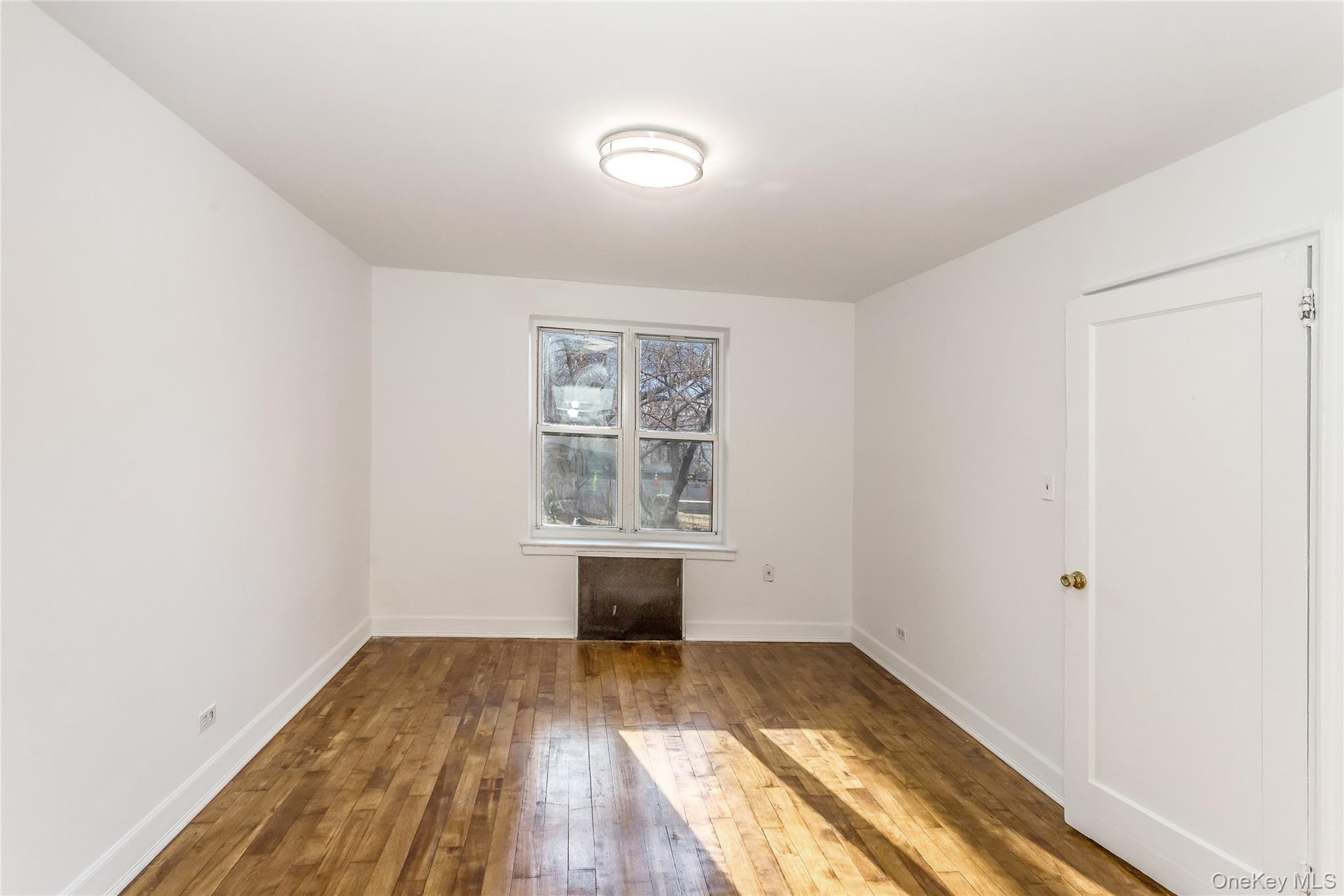 33-26 82nd Street, Unit 1D Queens, NY 11372 - Photo 6 of 10