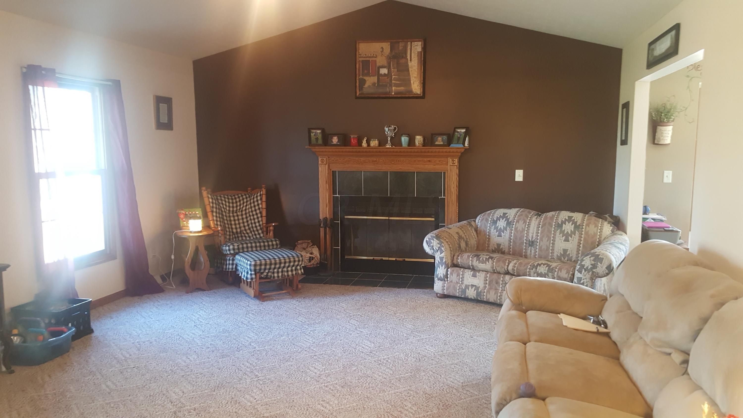 11550 Southwest Palmer Road Southwest Newark, OH 43056 - Photo 2 of 16