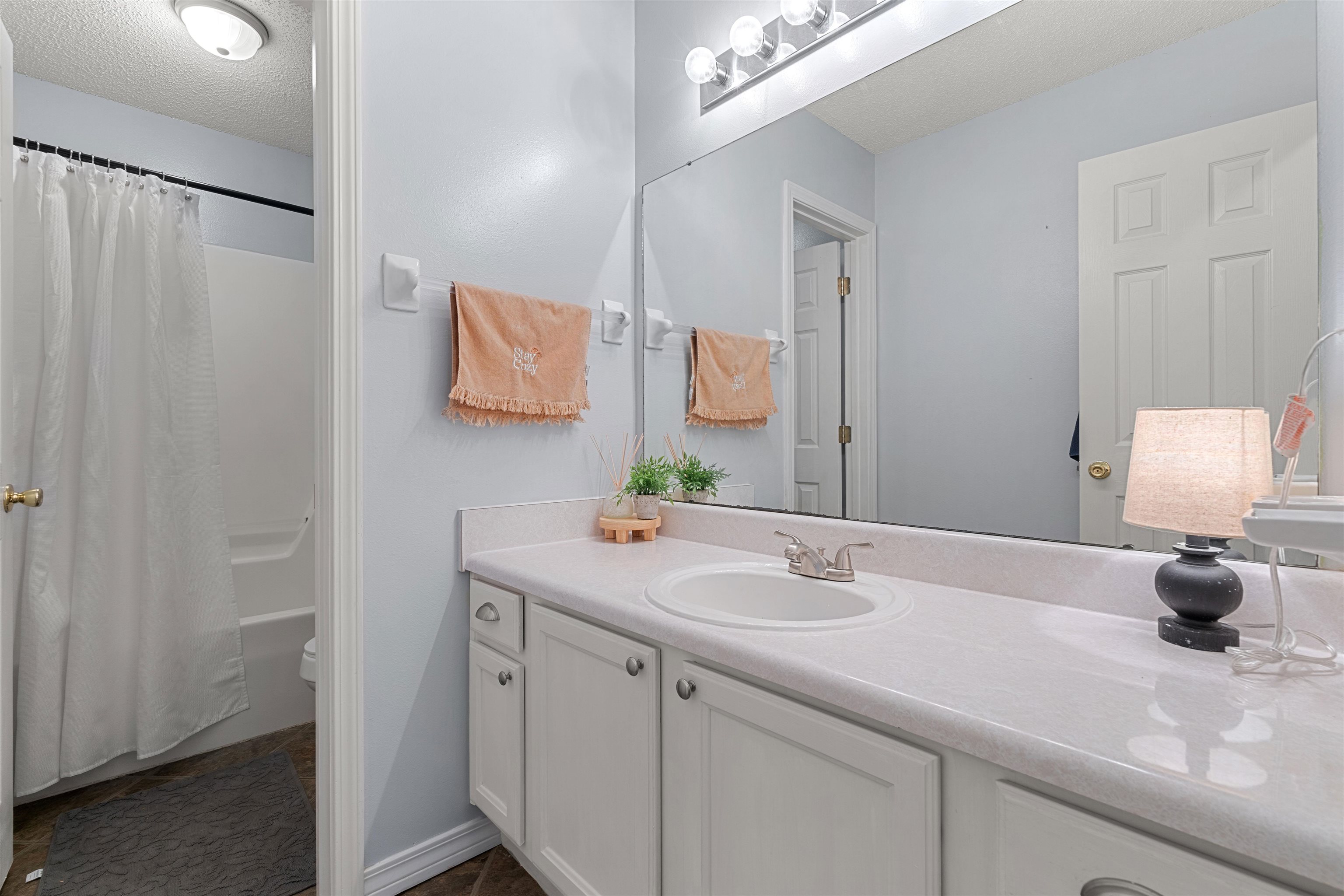 164 Robbins Boulevard Daphne, AL 36526 - Photo 22 of 28 Bathroom