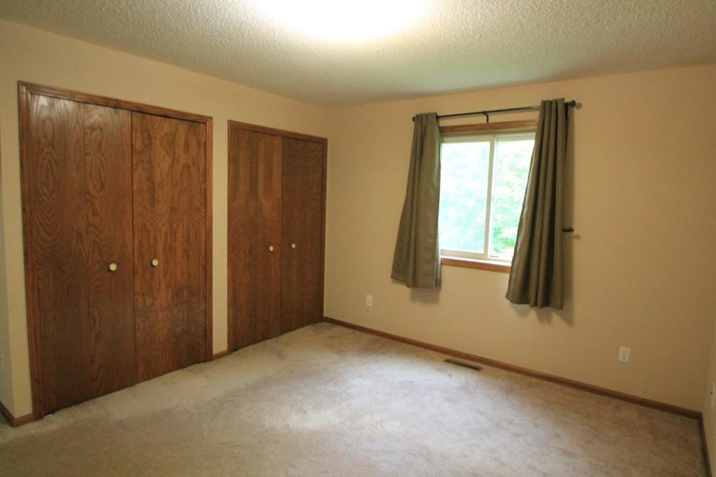 124 Ruth Street North, Unit 3 St. Paul, MN 55119 - Photo 7 of 11 Gallery Image 7