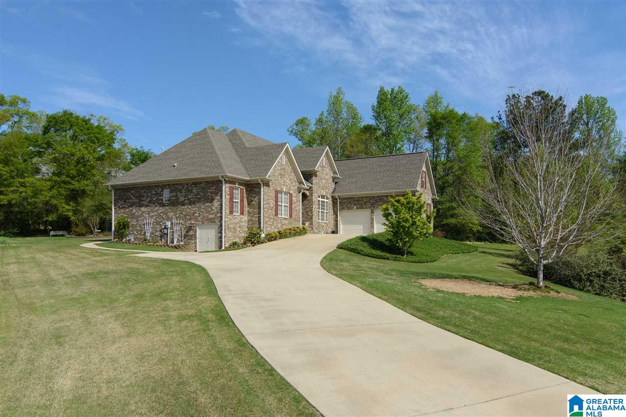 131 Sydney Lane Chelsea, AL 35043 - Photo 2 of 46