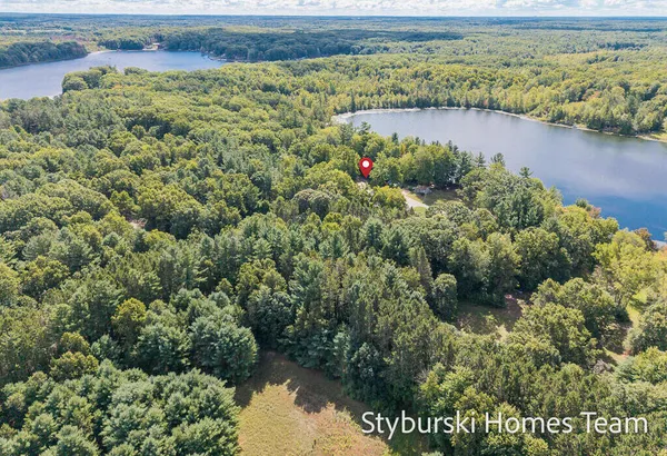 $600,000 | 226 North 176th Avenue, Walkerville, MI 49459