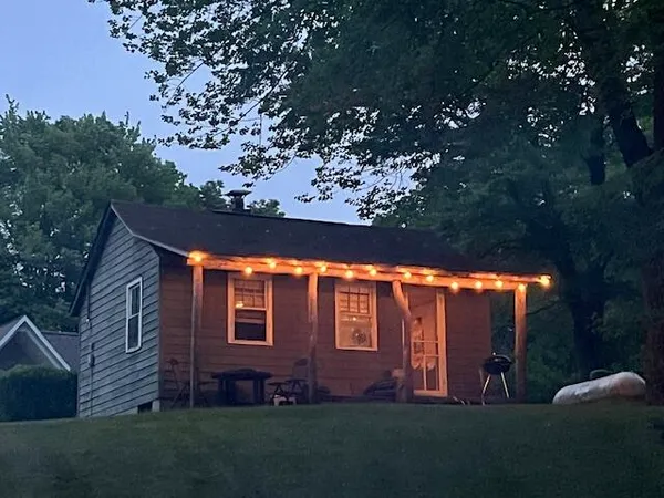 $900,000 | 226 North 176th Avenue, Walkerville, MI 49459