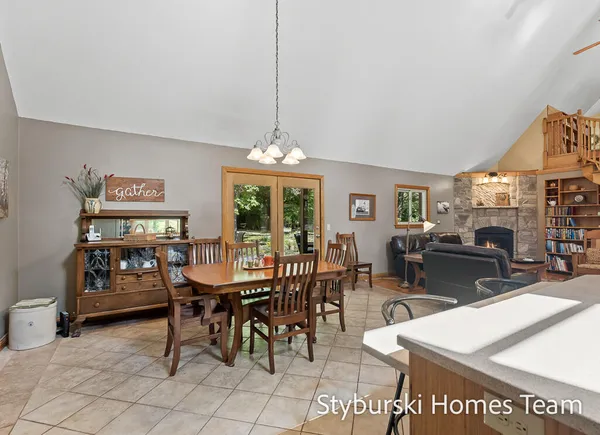 $600,000 | 226 North 176th Avenue, Walkerville, MI 49459