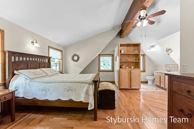 $900,000 | 226 North 176th Avenue, Walkerville, MI 49459