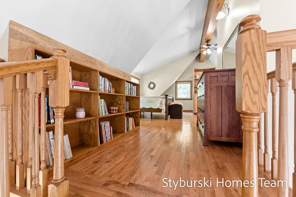 $600,000 | 226 North 176th Avenue, Walkerville, MI 49459