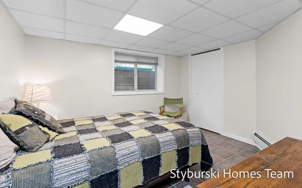 $900,000 | 226 North 176th Avenue, Walkerville, MI 49459